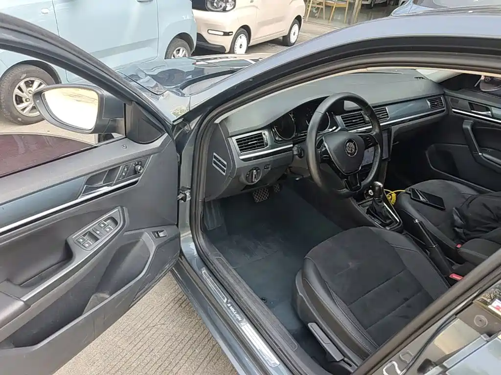 Volkswagen Bora — миниатюра 16