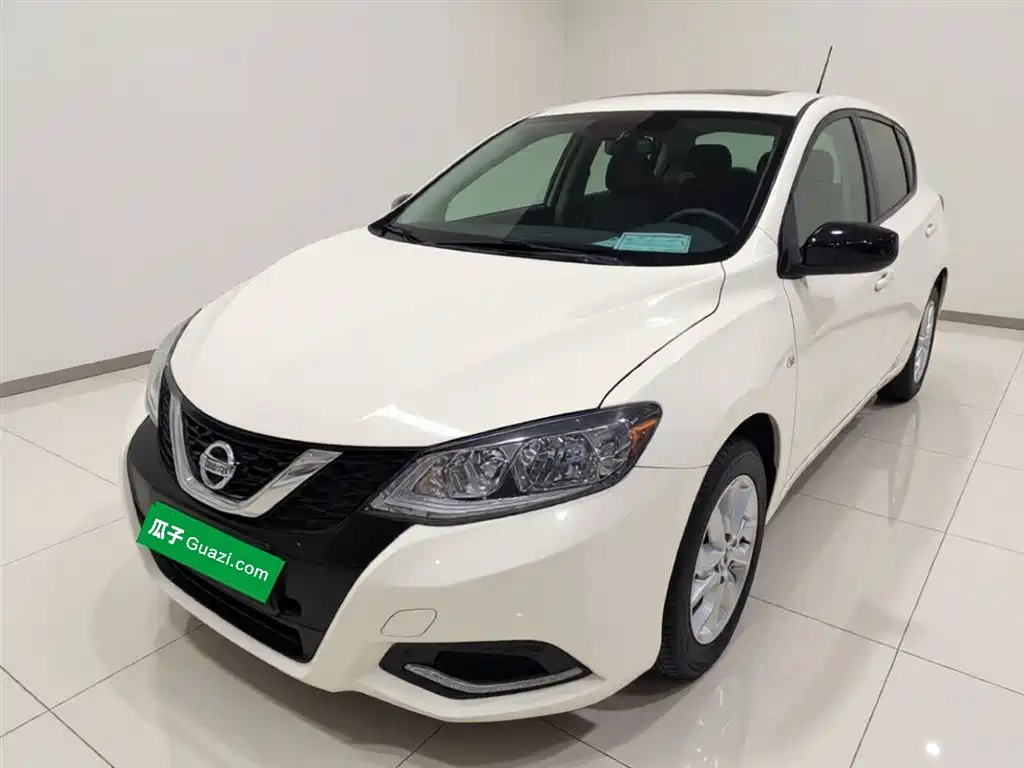 Nissan Tiida 2023