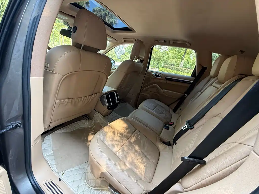 Porsche Cayenne 2012 3.6L