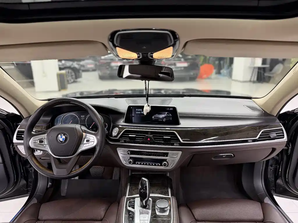BMW 7 Series 7 2016 730Li Luxury