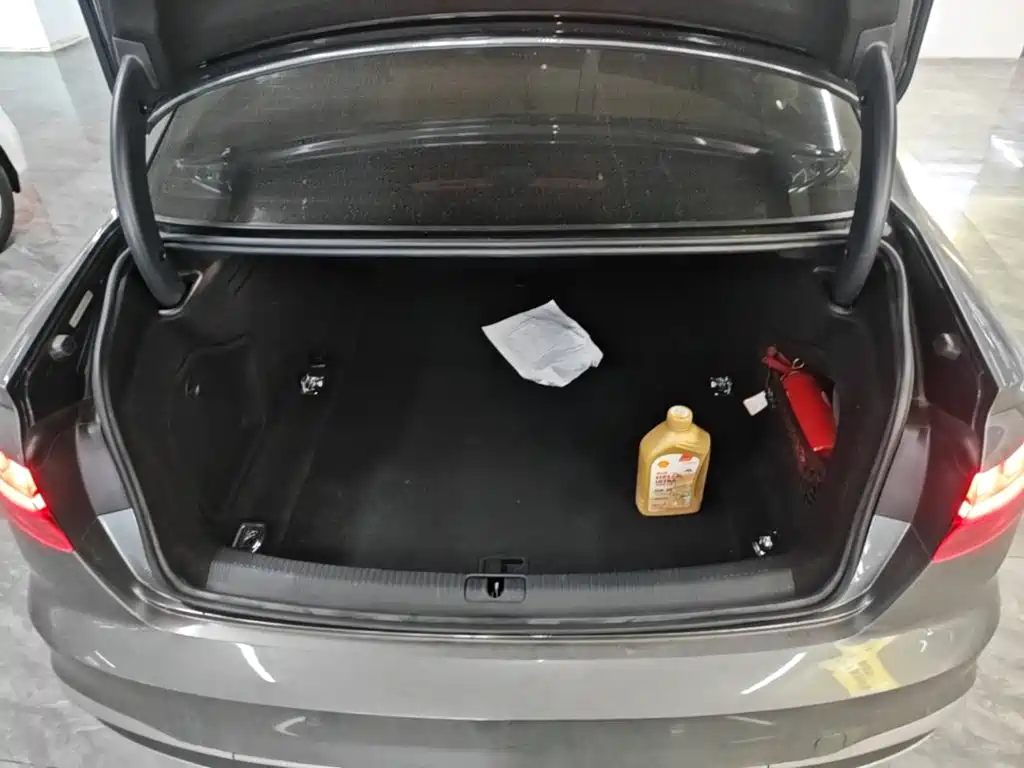 Audi A4L — миниатюра 19