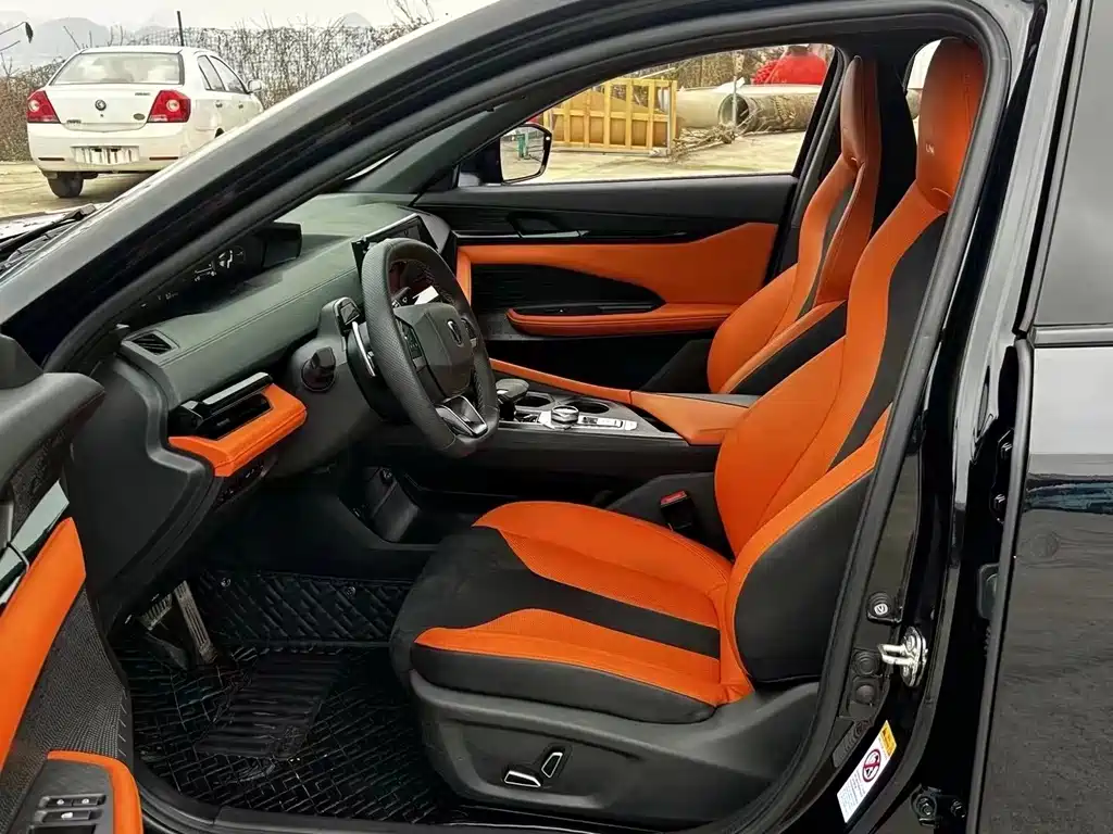 Changan UNI-V — миниатюра 4
