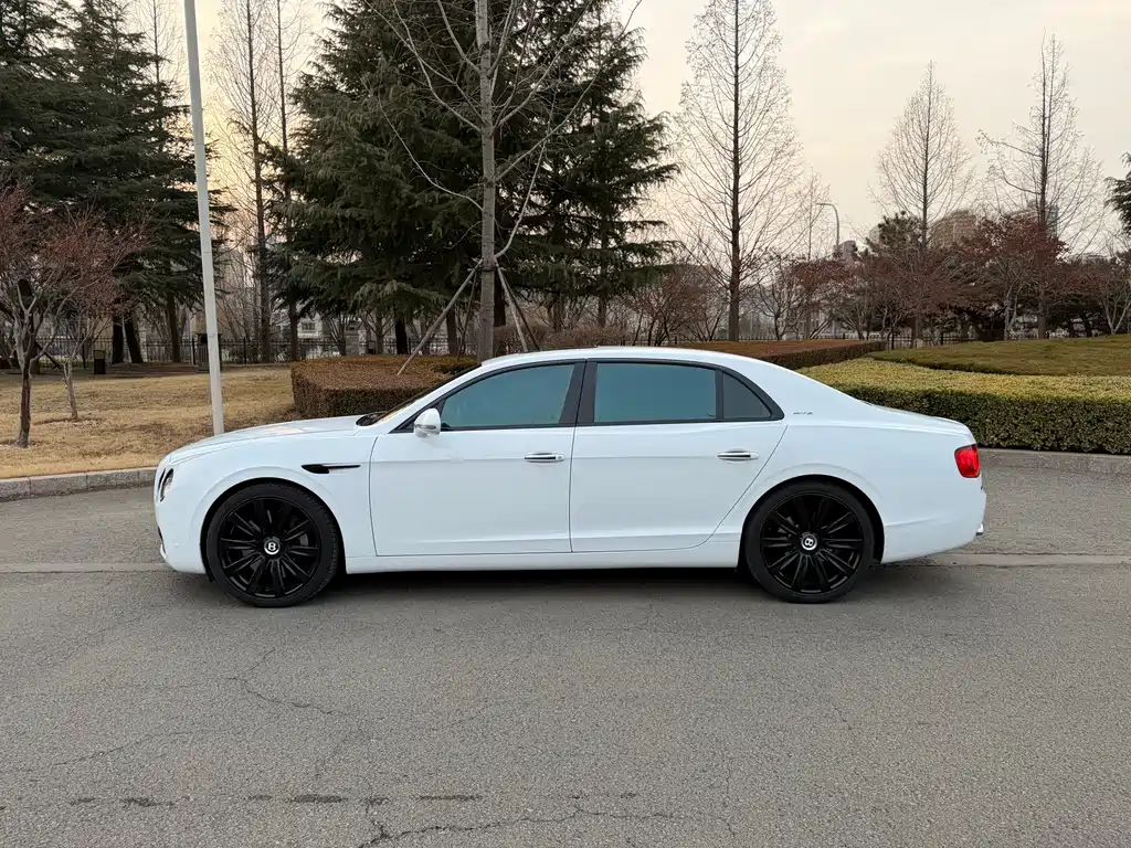 Bentley Flying Spur 2013 6.0T W12 Luxury