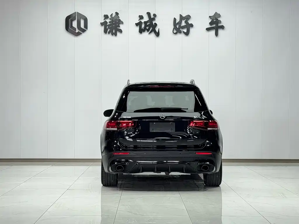 MERCEDES-BENZ GLB AMG