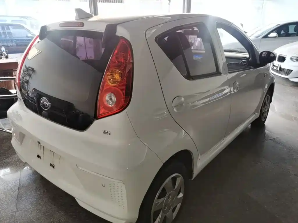 BYD e1 — миниатюра 7