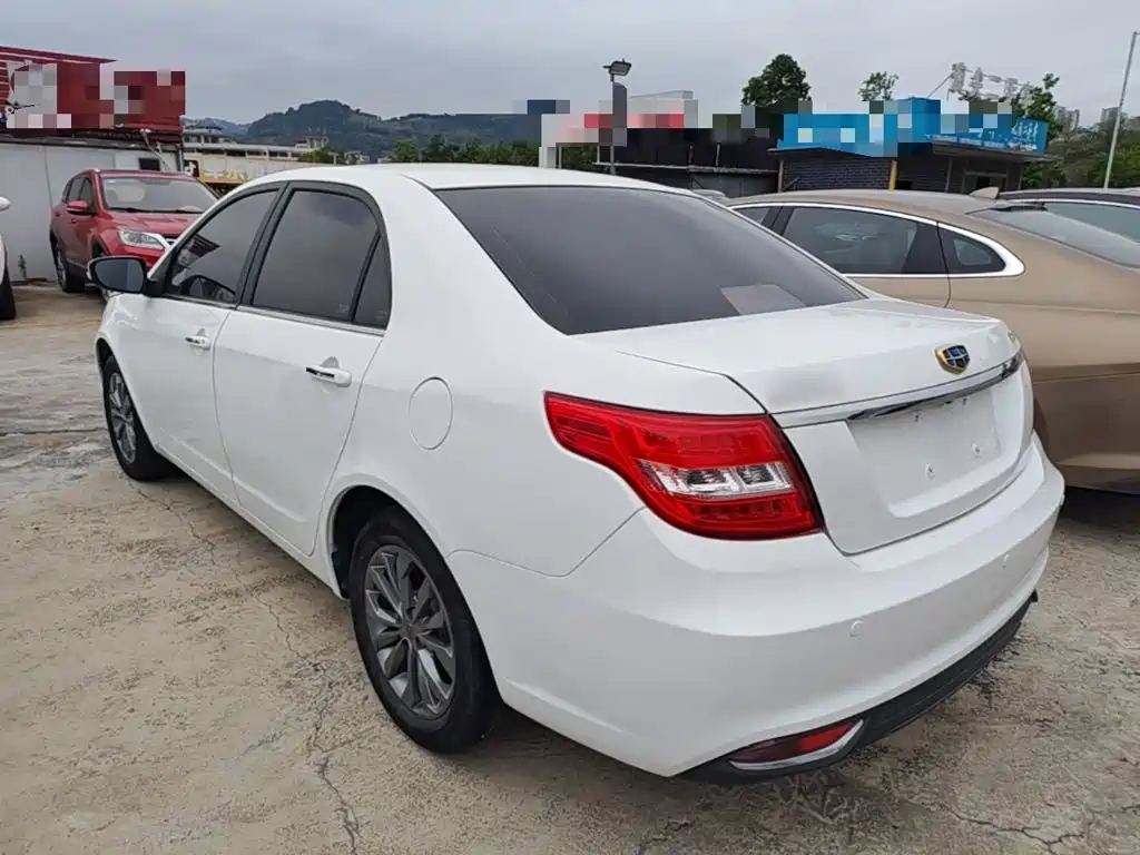 Geely Vision — миниатюра 5