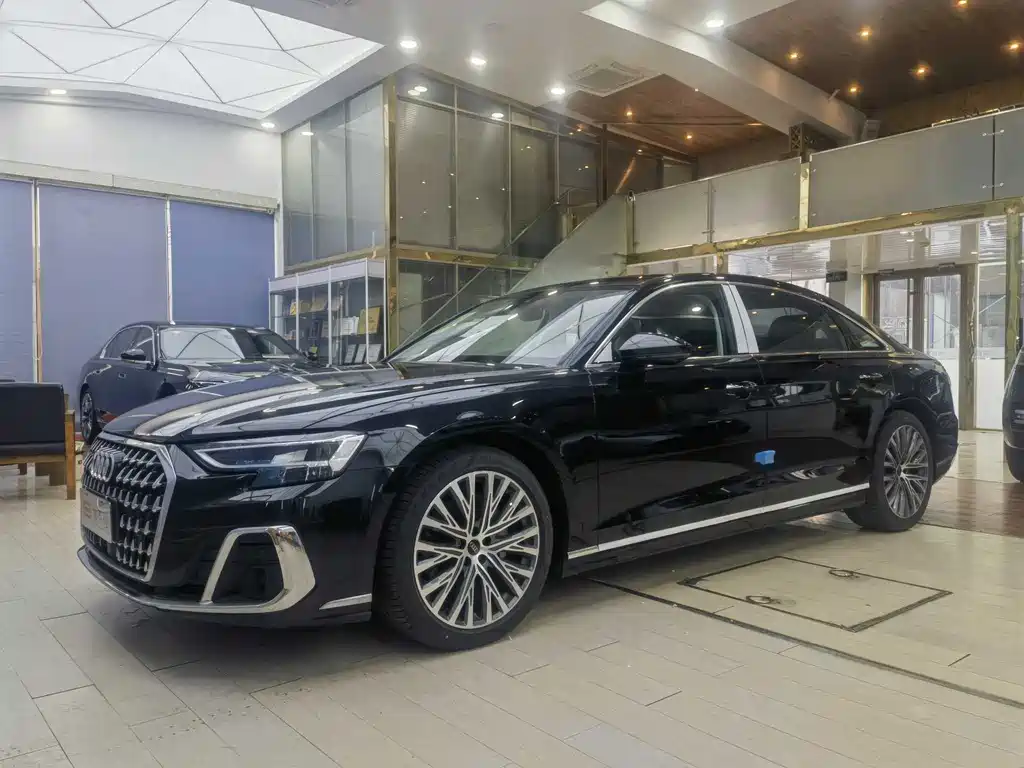 Audi A8 0