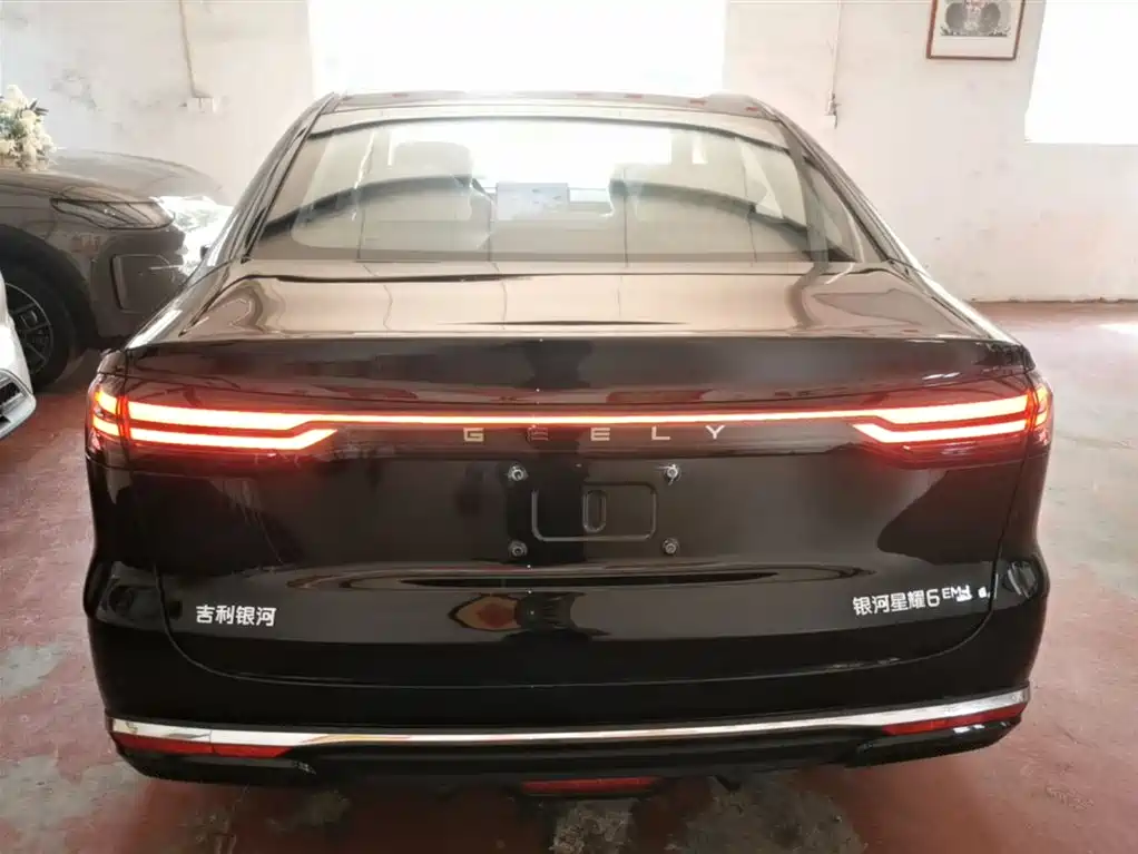 Geely Galaxy Galaxy 6 6 2026 125km +