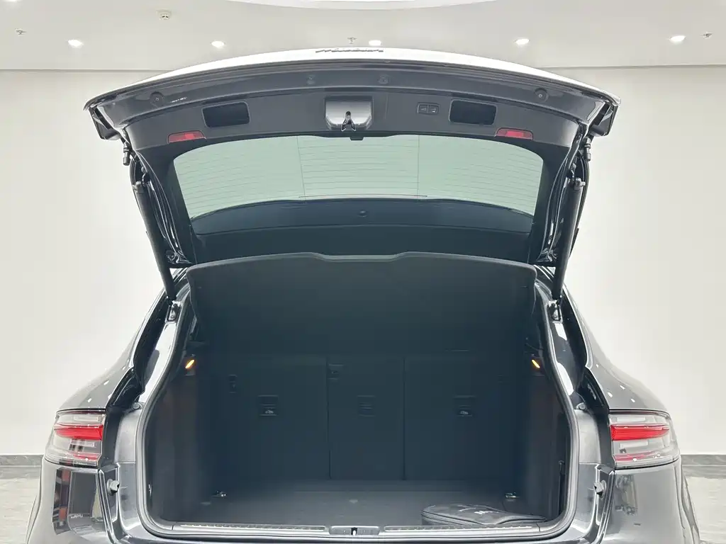 Porsche Macan — миниатюра 21