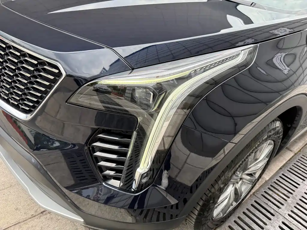Cadillac XT4 — миниатюра 12