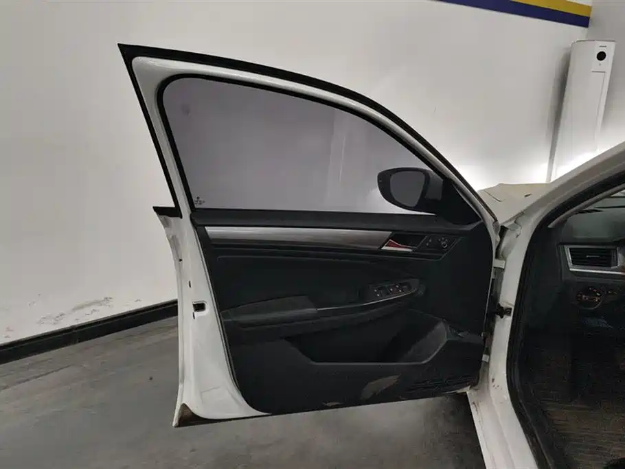 Volkswagen Bora 2019 1.5L AT Fashion VI
