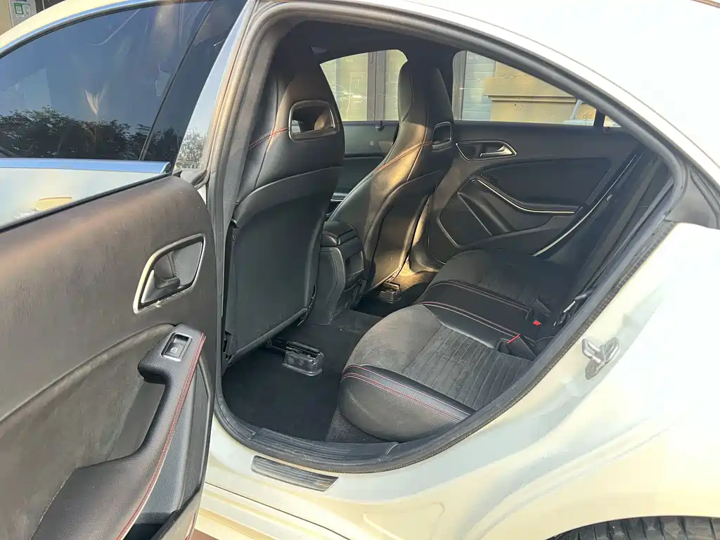Mercedes-Benz CLA (Import) — миниатюра 14