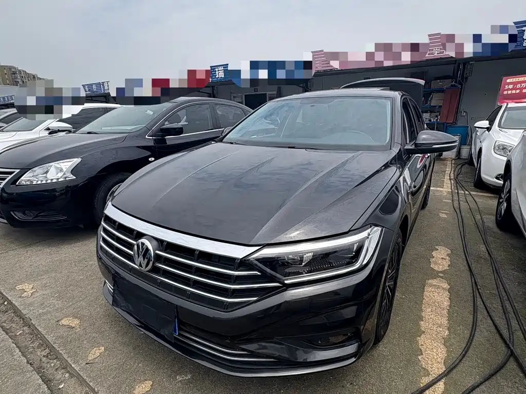 Volkswagen Sagitar 2020