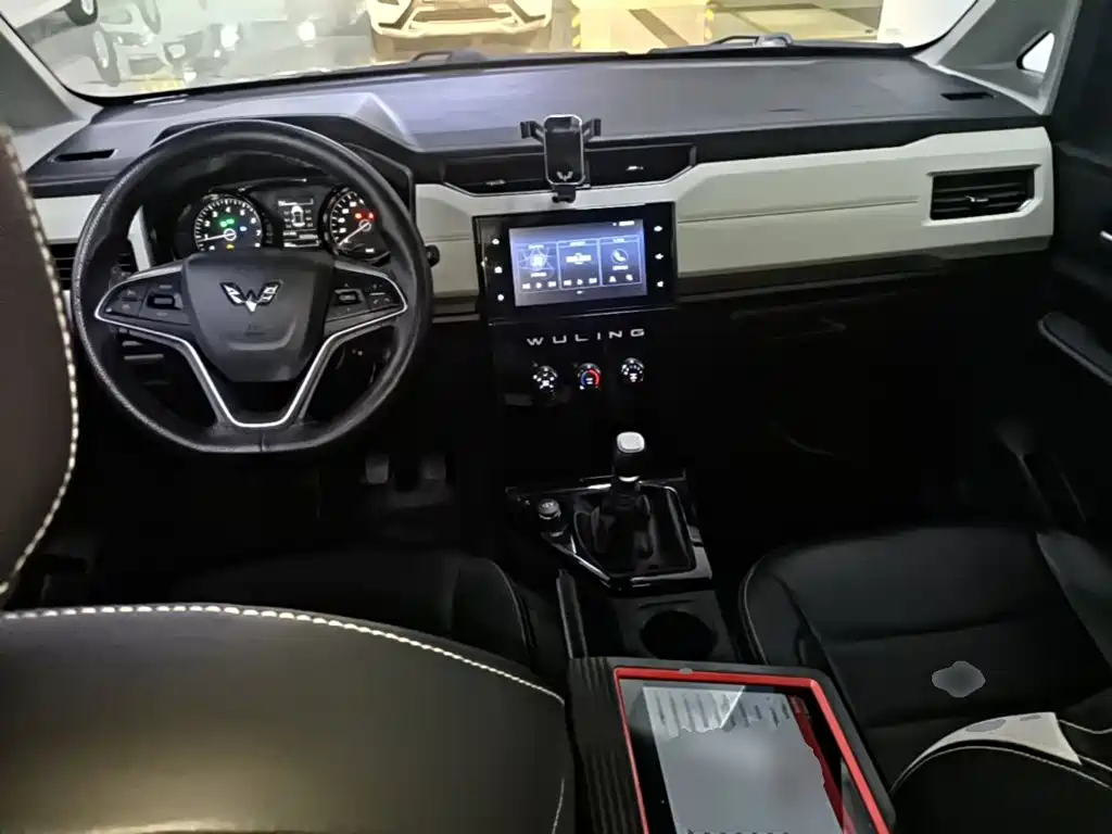 Wuling Hongguang PLUS — миниатюра 6