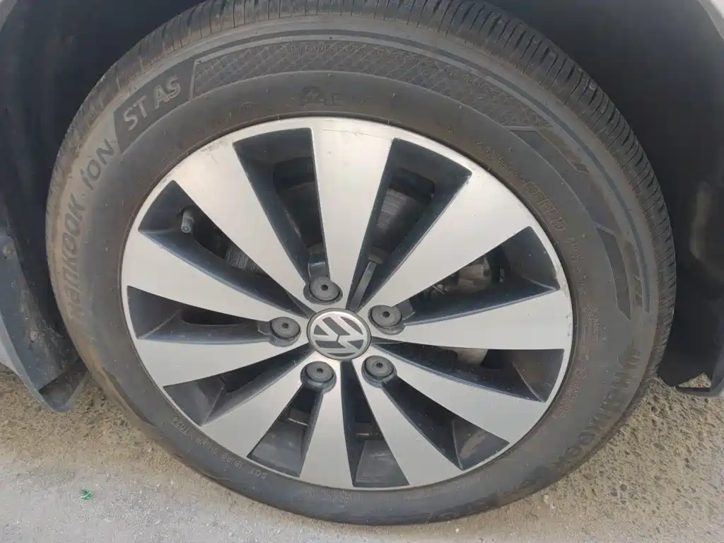 Volkswagen Sagitar — миниатюра 24