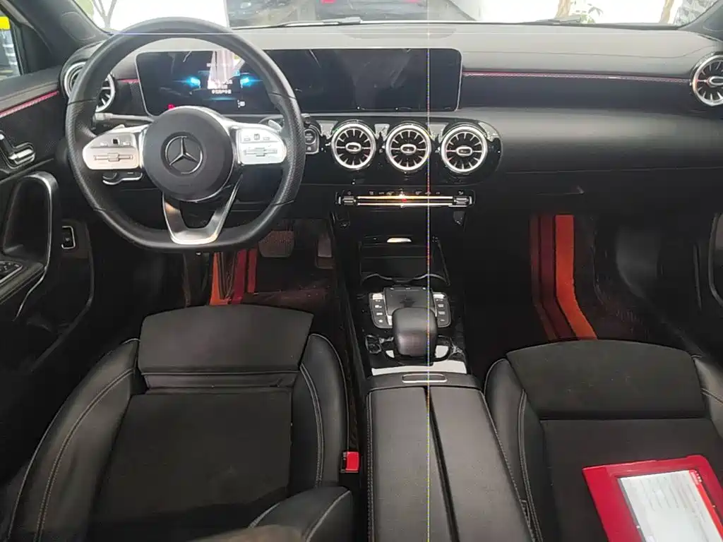 Mercedes-Benz A-Class — миниатюра 10