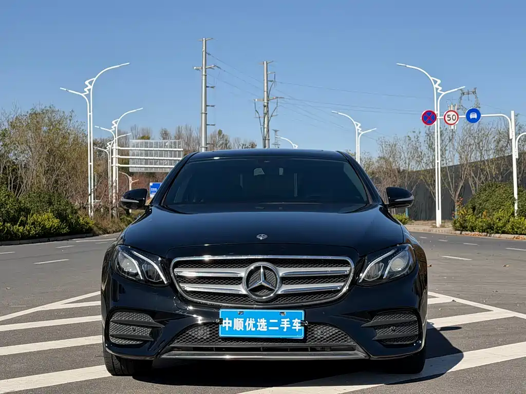 MERCEDES-BENZ E CLASS