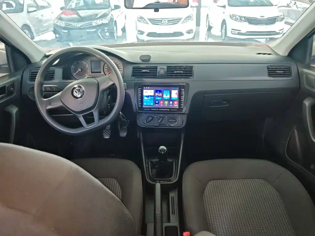 Volkswagen Santana — миниатюра 10