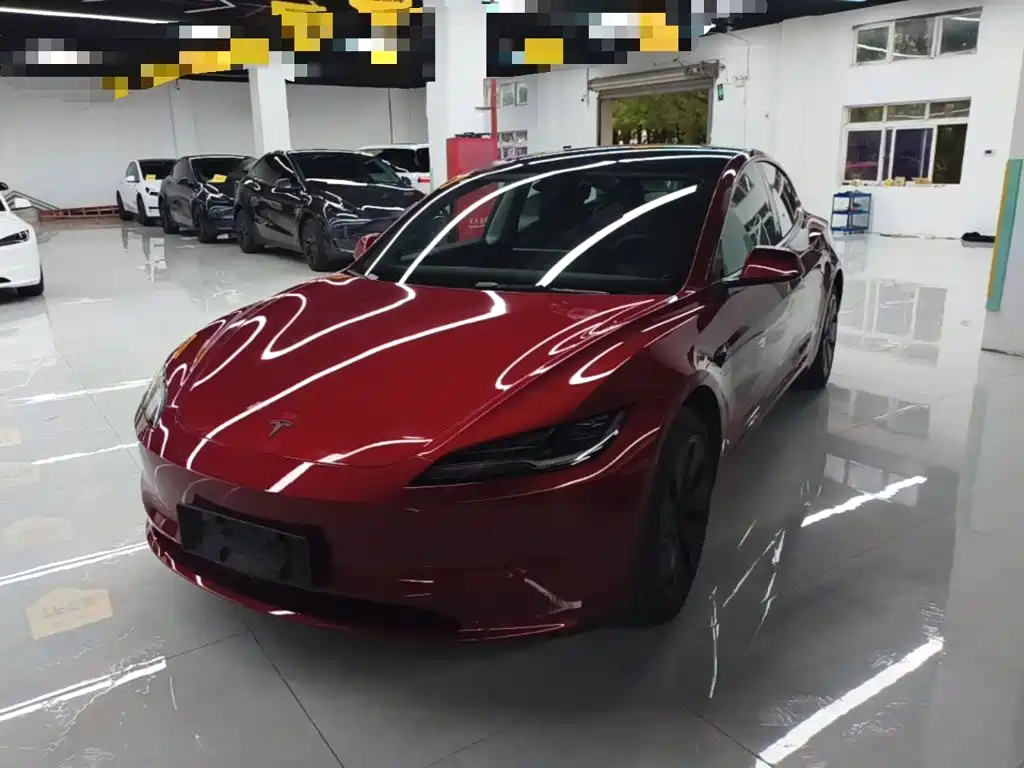 Tesla Model 3 — миниатюра 2
