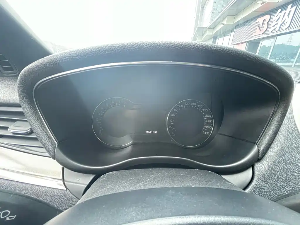 Lincoln MKC — миниатюра 5