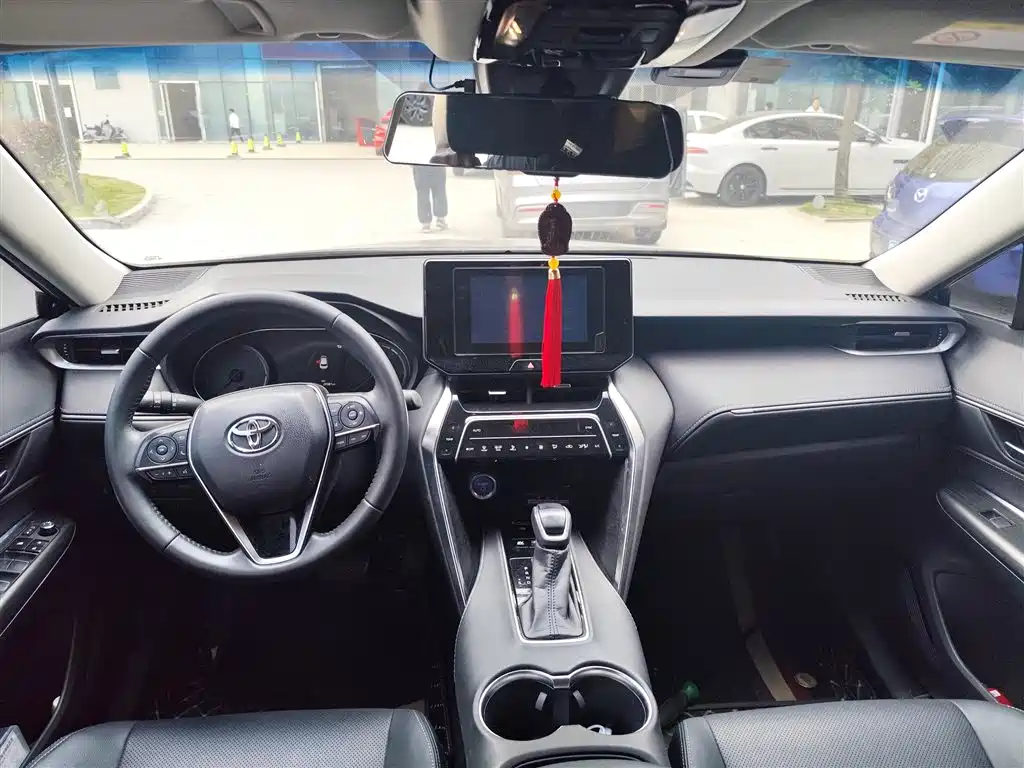 TOYOTA LING FANG HARRIER