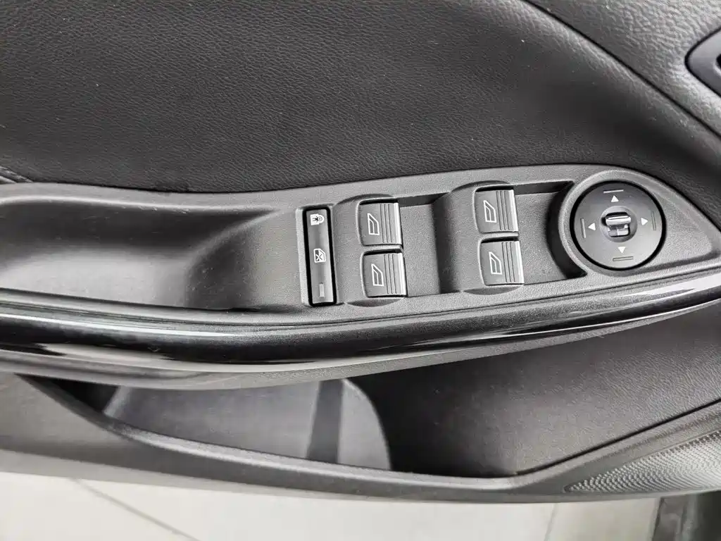 Ford Focus — миниатюра 9