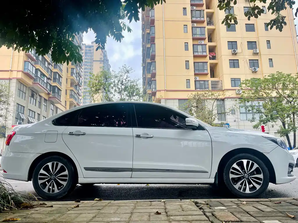 DONGFENG A60