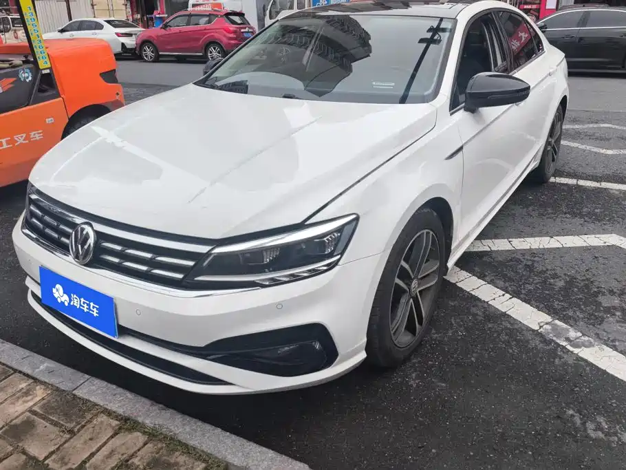 Volkswagen Lamando