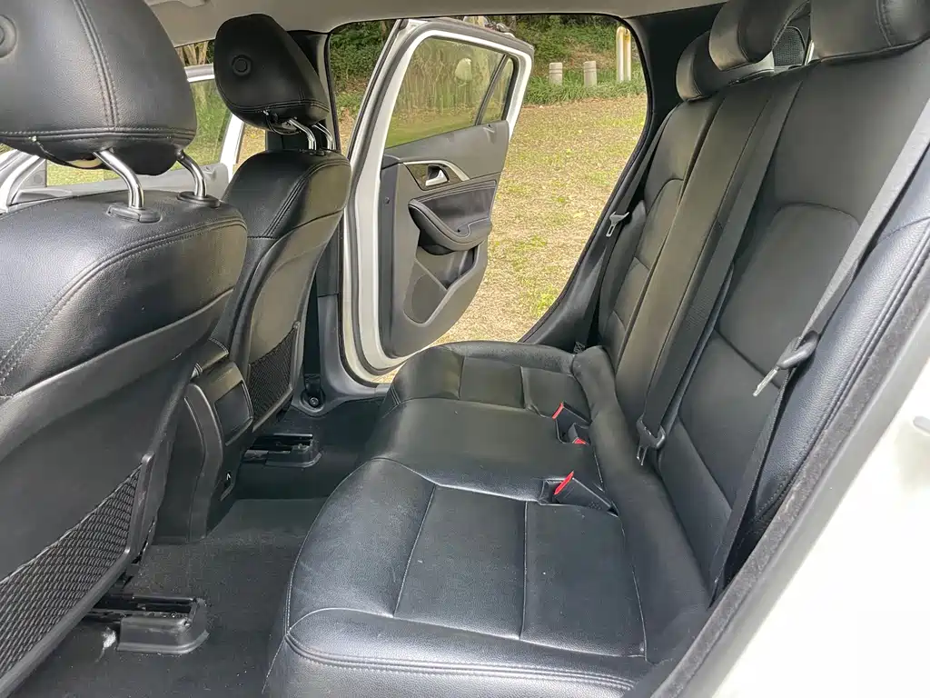 Infiniti QX30 — миниатюра 7