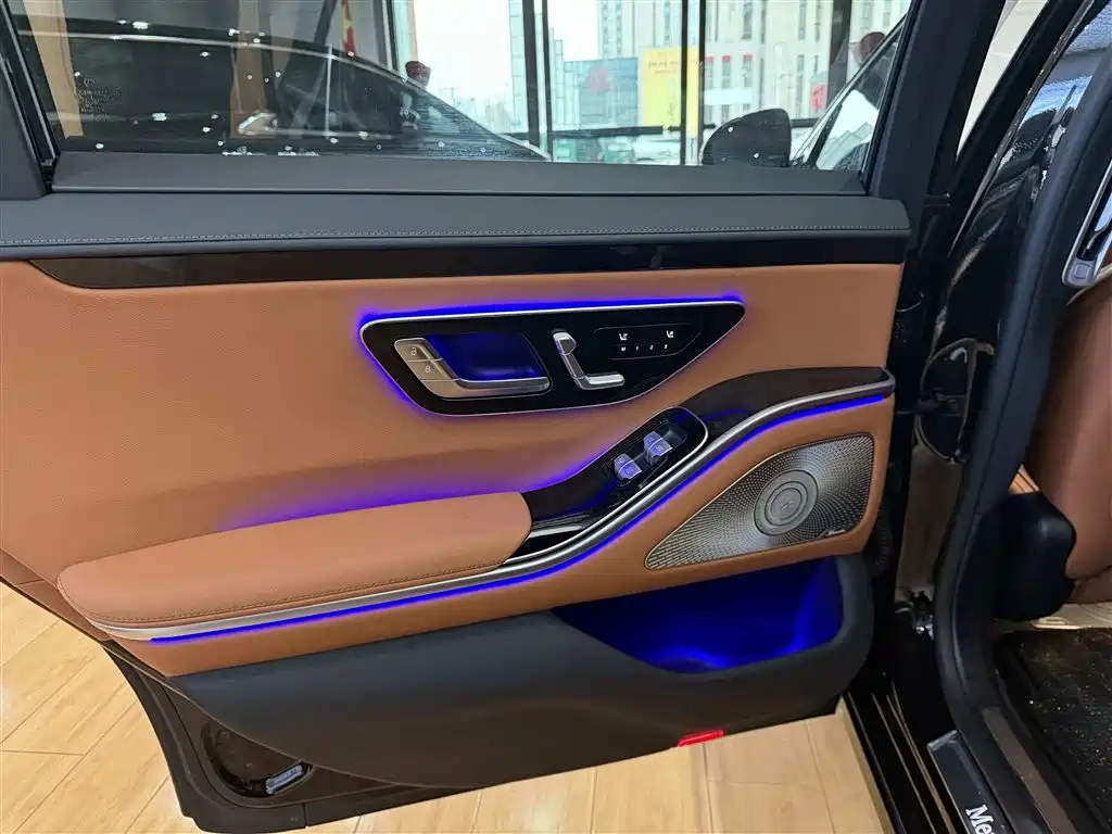 MERCEDES-BENZ S CLASS