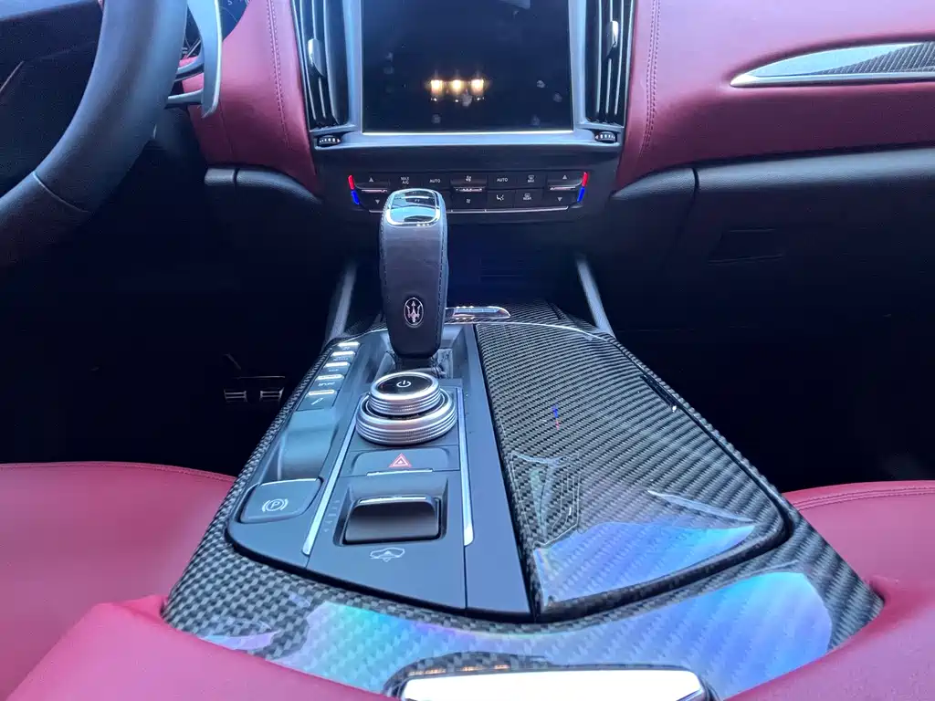 Maserati Levante — миниатюра 5