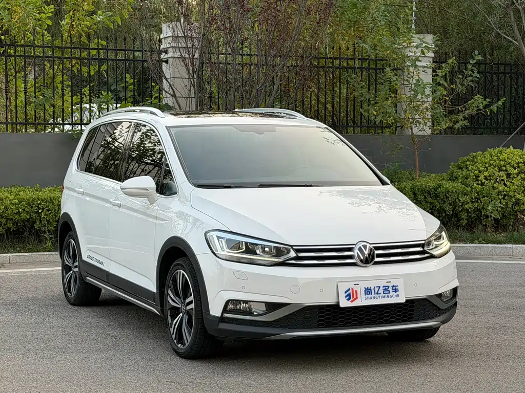 Volkswagen Touran — миниатюра 11