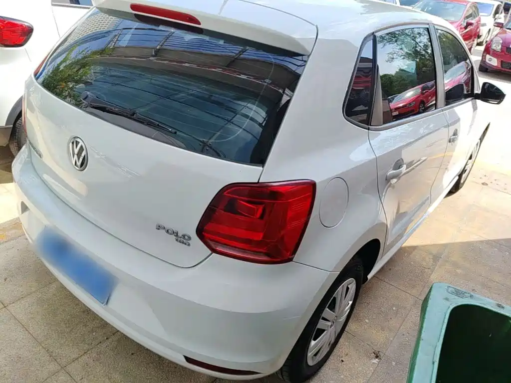 Volkswagen Polo — миниатюра 7