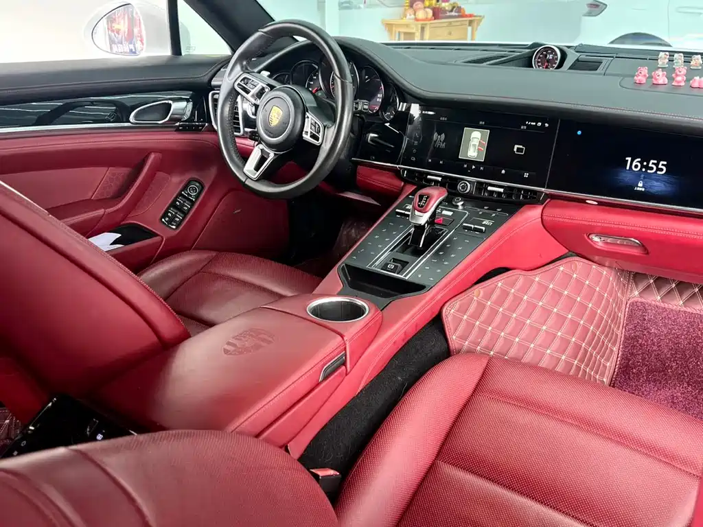 Porsche Panamera 2010 Panamera 4 3.6L