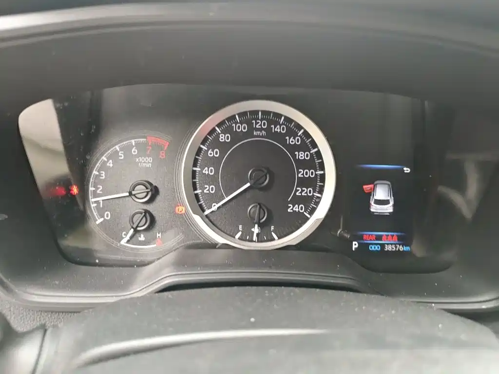 Toyota Frontlander — миниатюра 7