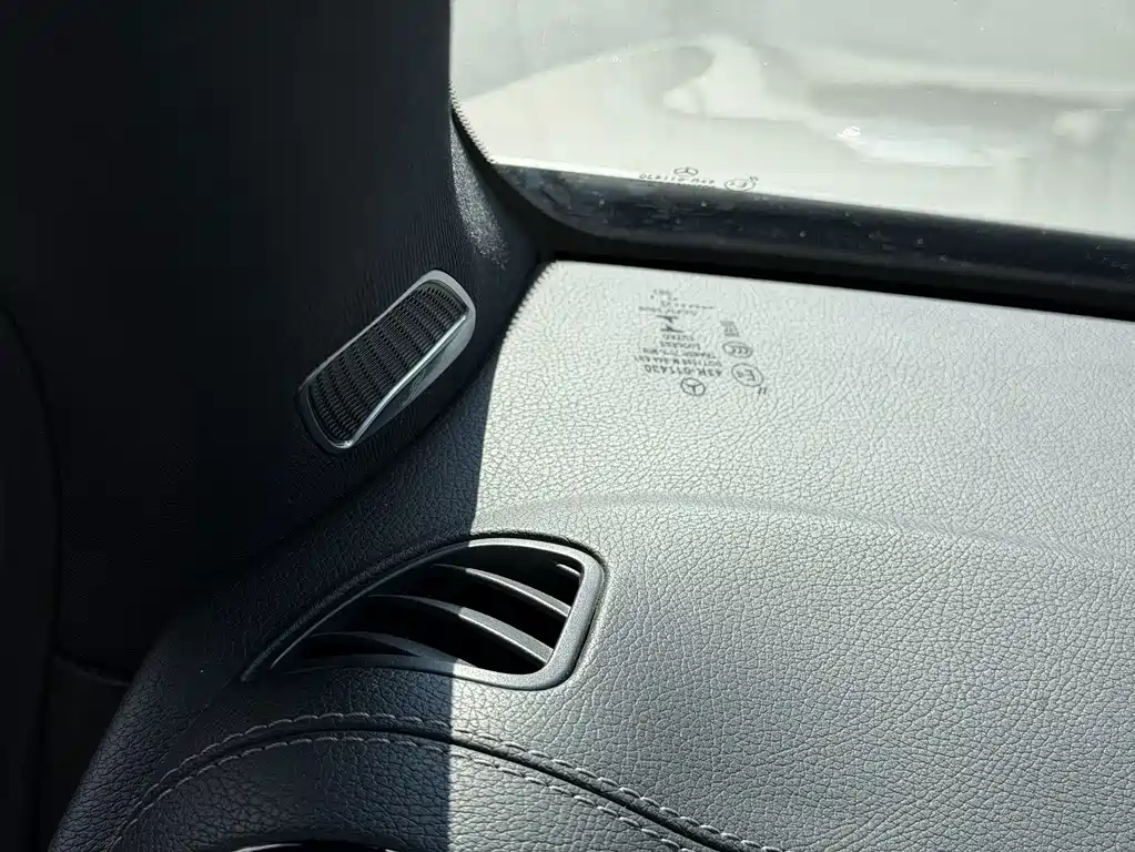 Mercedes-Benz EQB — миниатюра 11