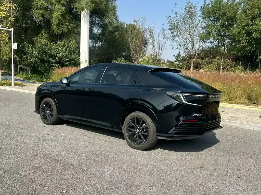 Honda e:NP2 — миниатюра 4