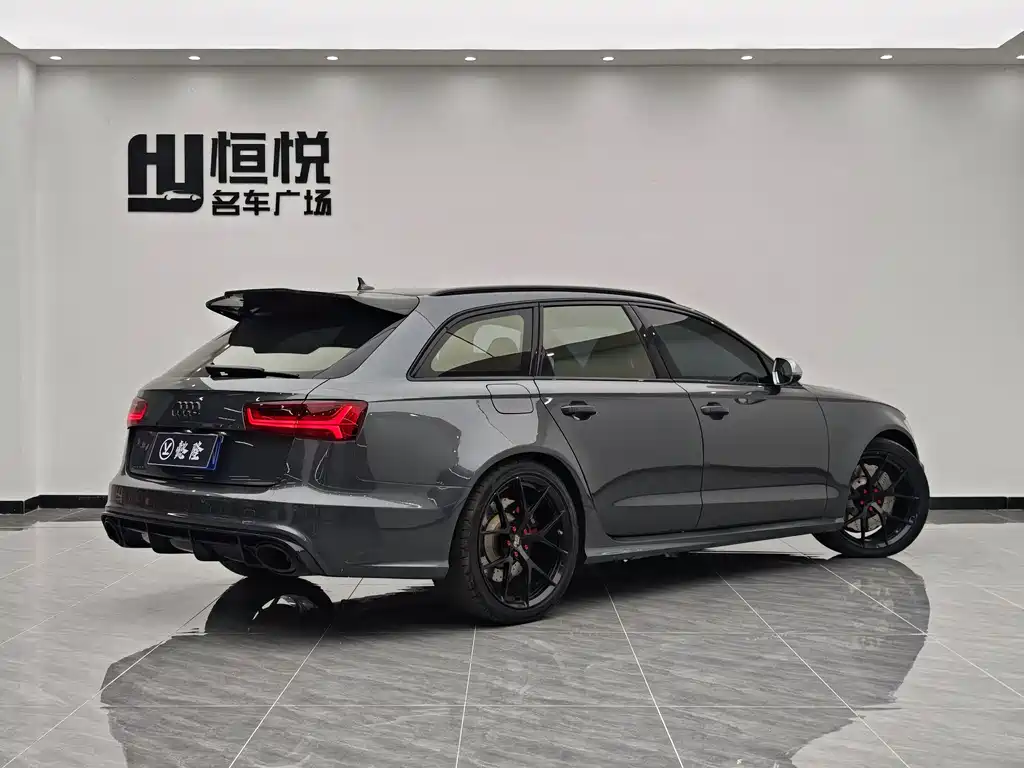 Audi RS 6 2016 RS 6 4.0T Avant
