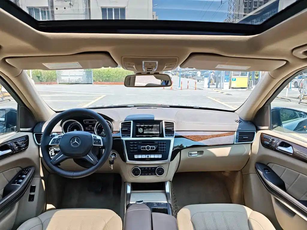 Mercedes-Benz GL-Class — миниатюра 18