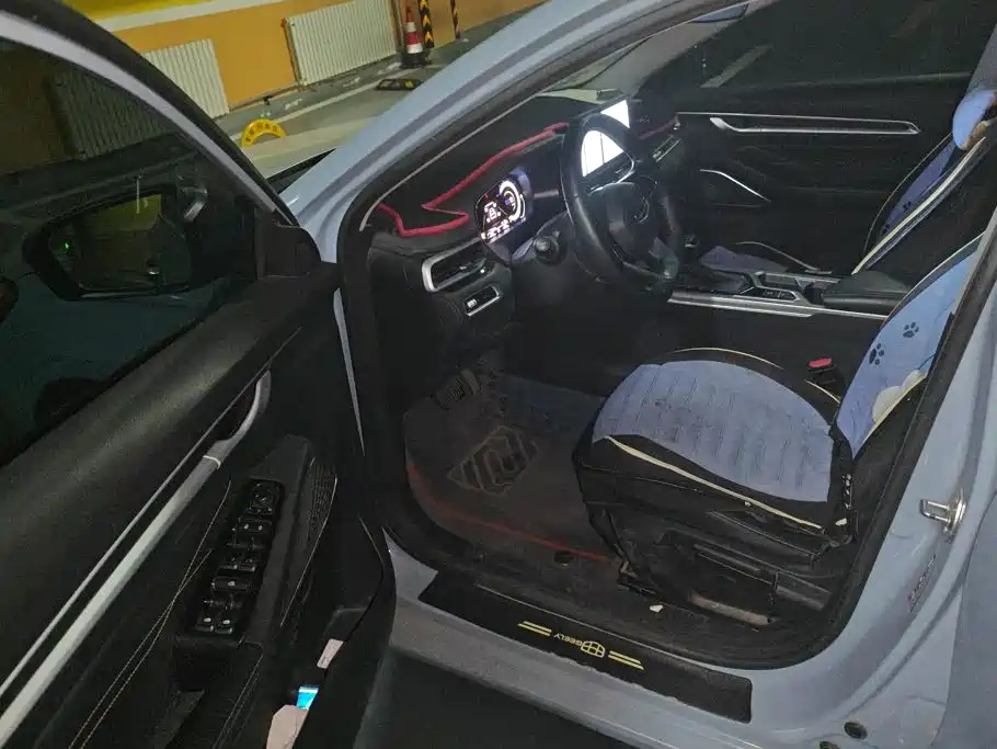 Geely Emgrand — миниатюра 9