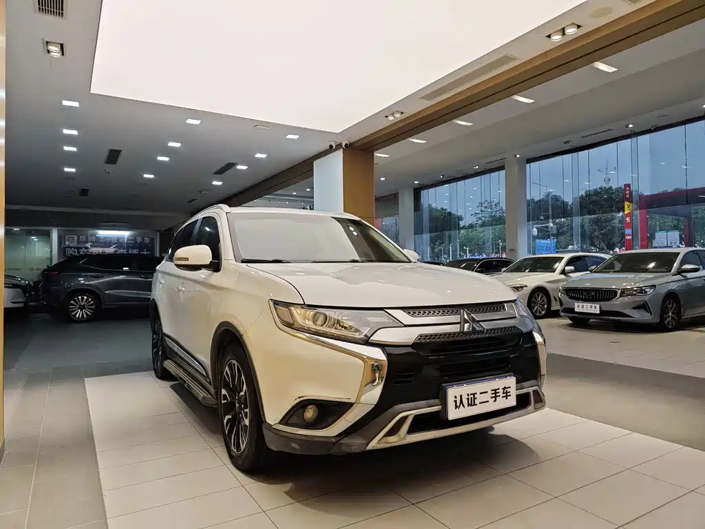 Mitsubishi Outlander 2019 2.0L Enjoy 5 мест VI