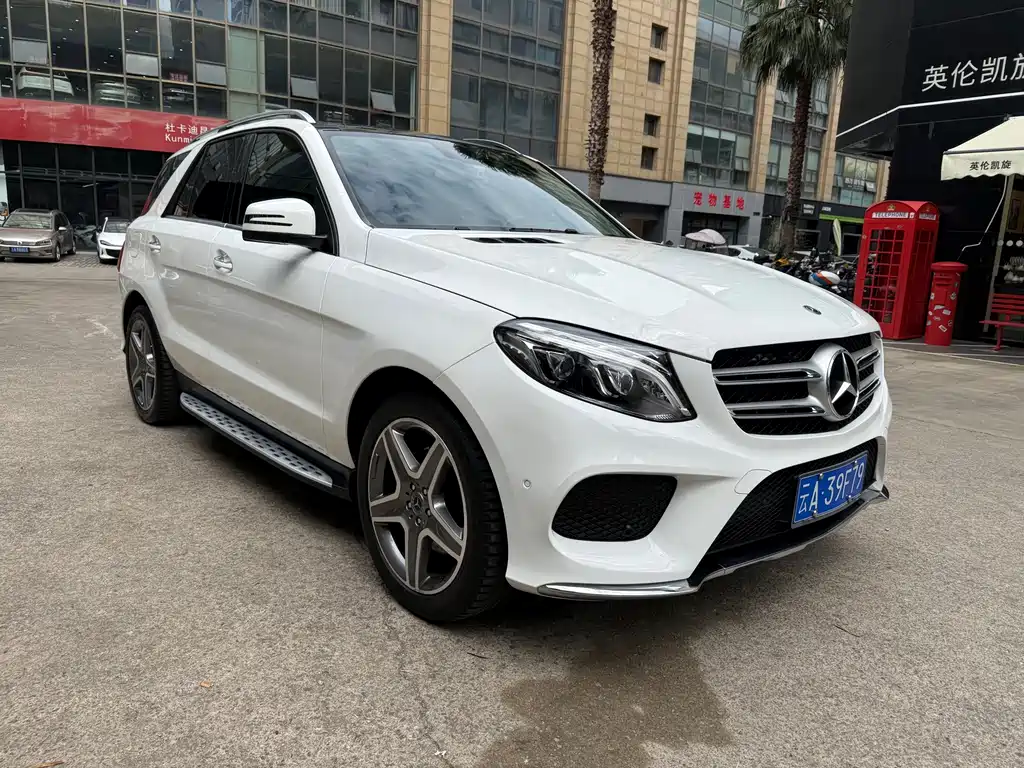 Mercedes-Benz GLE (Import) — миниатюра 7