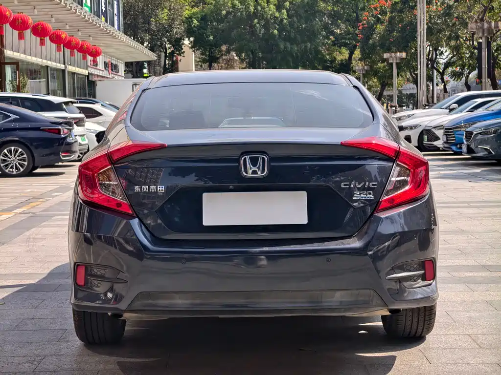 Honda Civic 2019 220TURBO CVT V