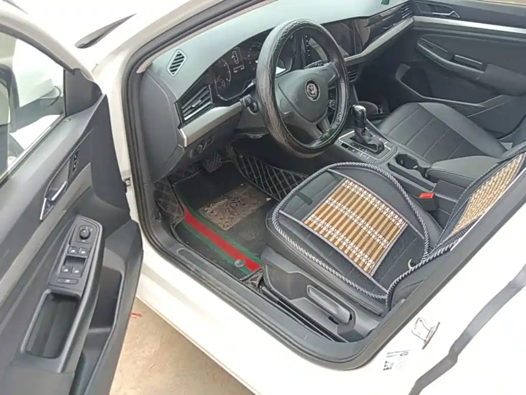 Volkswagen Bora — миниатюра 16