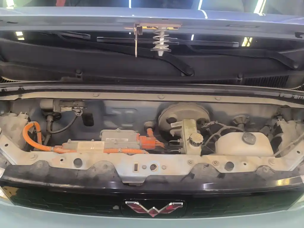 Wuling MINIEV — миниатюра 20