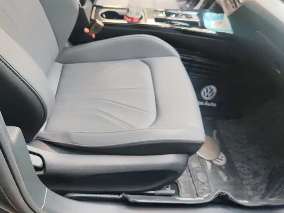 Volkswagen Lamando — миниатюра 8
