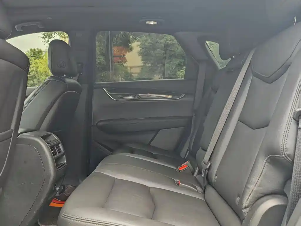 Cadillac XT5 — миниатюра 8