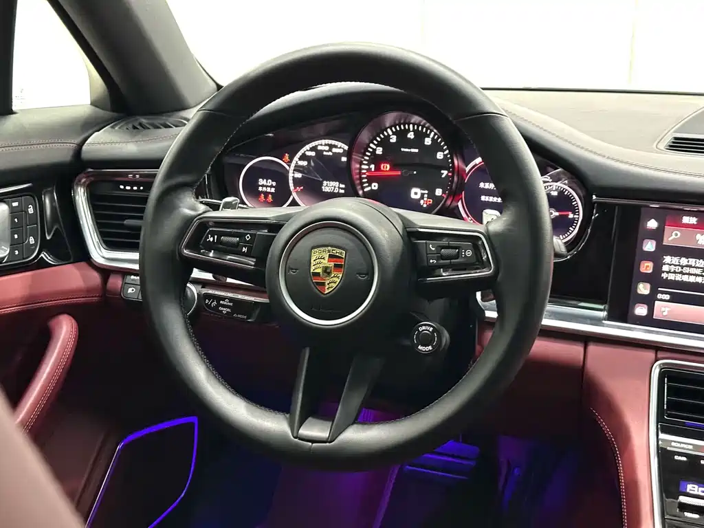 Porsche Panamera 2023 — фото 18