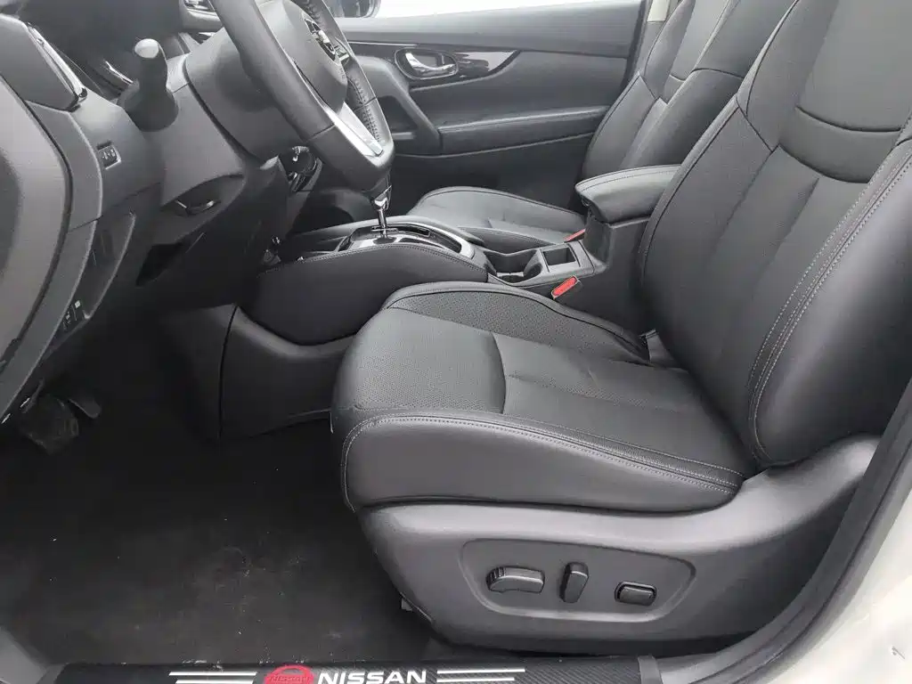 Nissan X-Trail — миниатюра 20