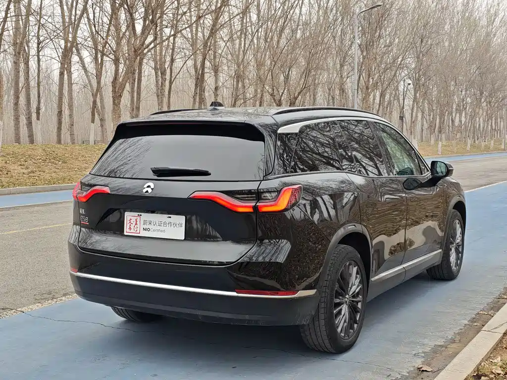 NIO NIO ES8
